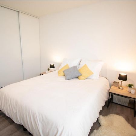 Joli Studio Tout Confort A 2 Pas De La Gare Poissy Bagian luar foto