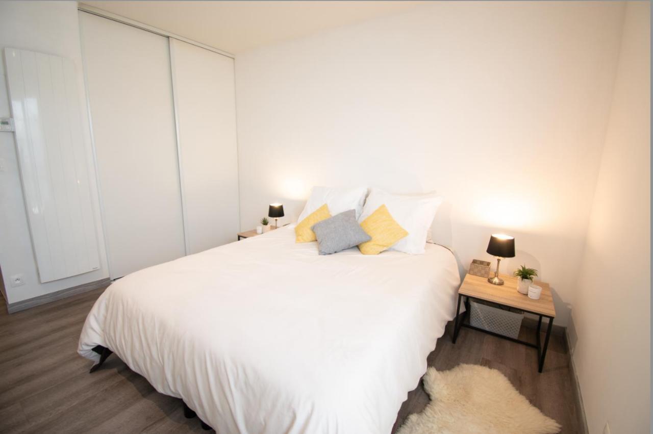 Joli Studio Tout Confort A 2 Pas De La Gare Poissy Bagian luar foto
